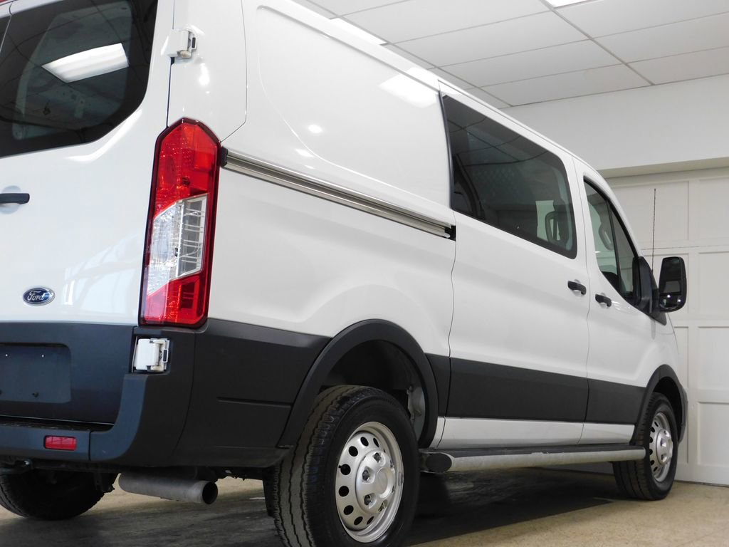Used 2024 Ford Transit 250 Low Roof AWD w/ Exterior Upgrade Package image 84