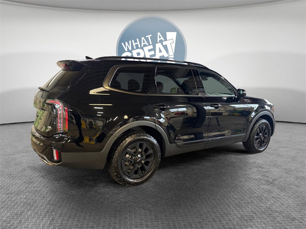 Used 2024 Kia Telluride SX X-Pro image 3