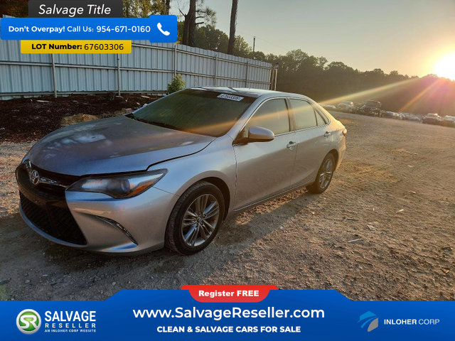 Used 2017 Toyota Camry SE FWD image 1