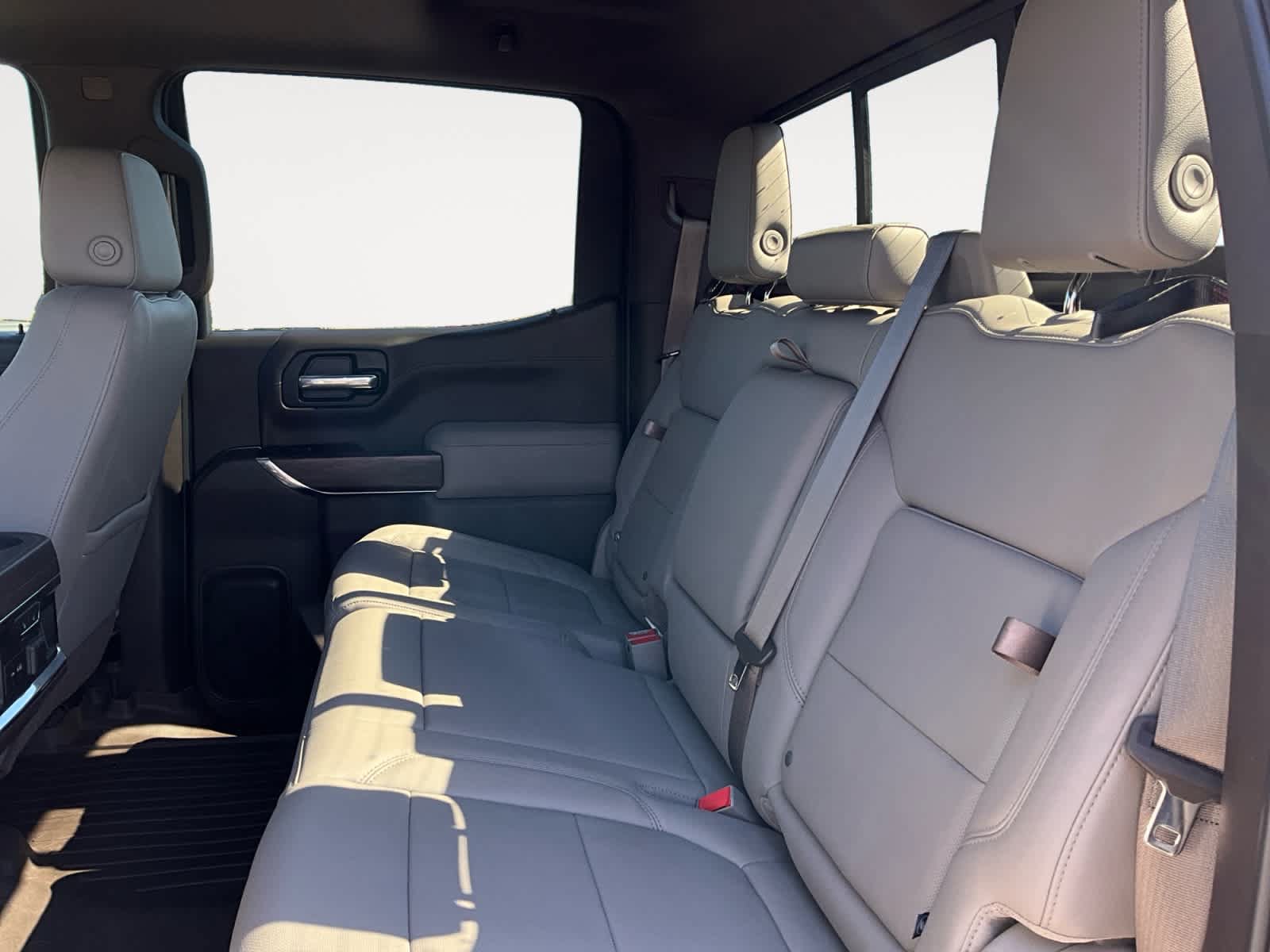 Used 2019 GMC Sierra 1500 SLT w/ SLT Premium Plus Package AWD/4WD image 13