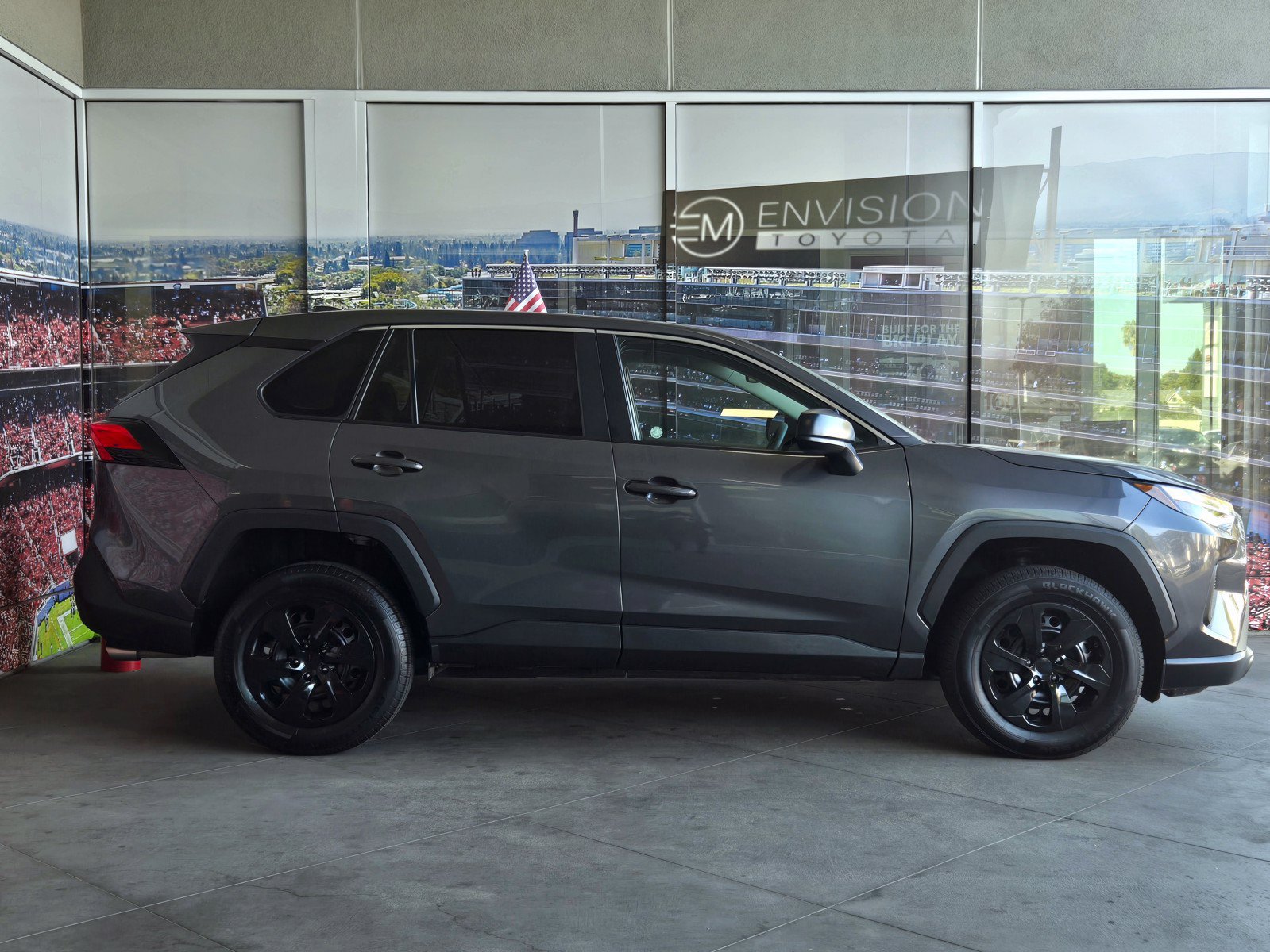 Certified 2025 Toyota RAV4 LE AWD/4WD image 4
