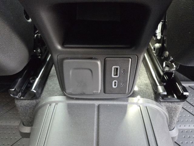 New 2026 Chevrolet TrailBlazer RS w/ Convenience Package AWD/4WD image 18