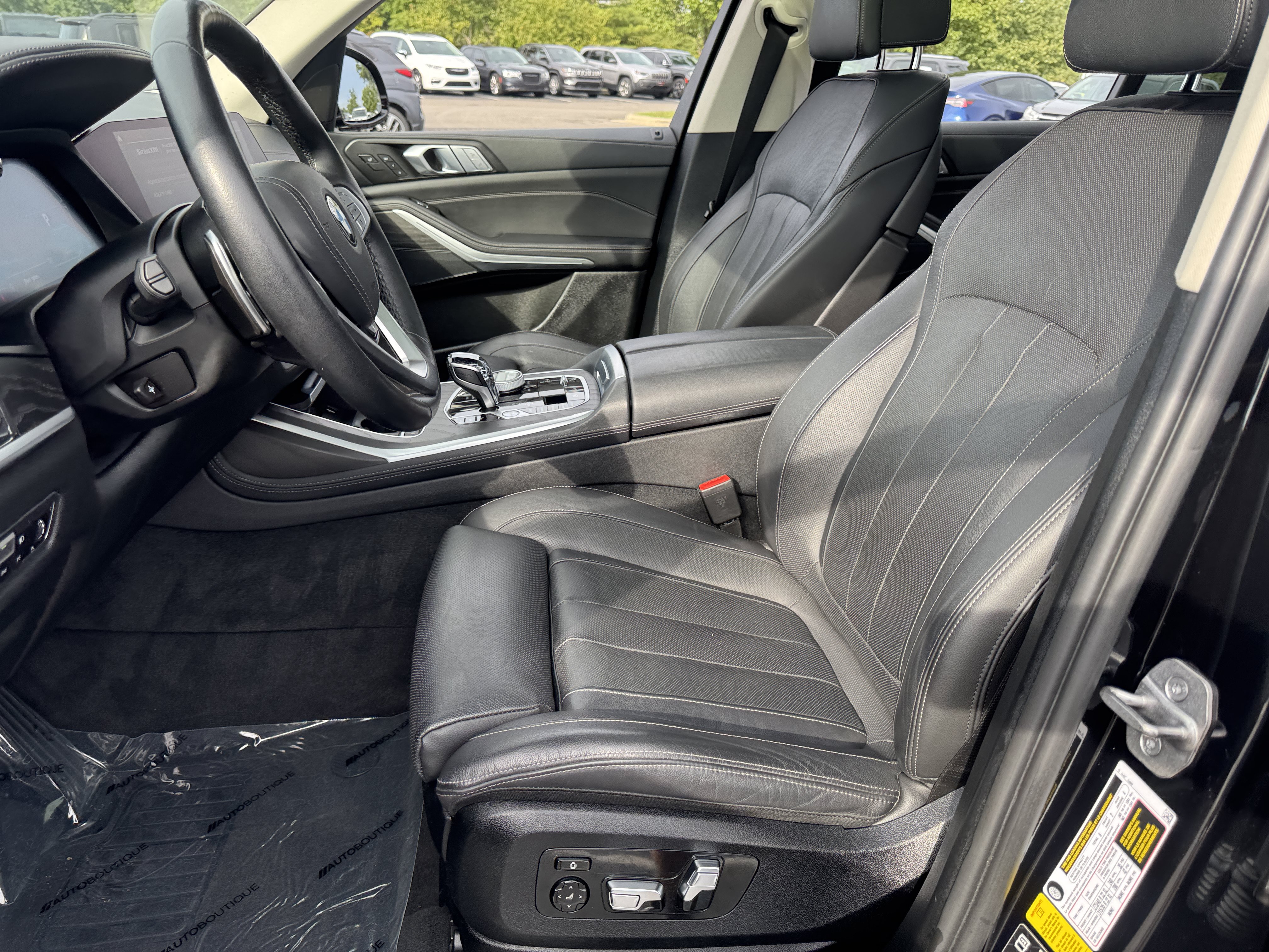 Used 2022 BMW X7 xDrive40i w/ Executive Package AWD/4WD image 10
