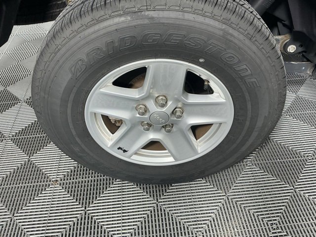 Used 2020 Jeep Gladiator Sport w/ Quick Order Package 24S image 17