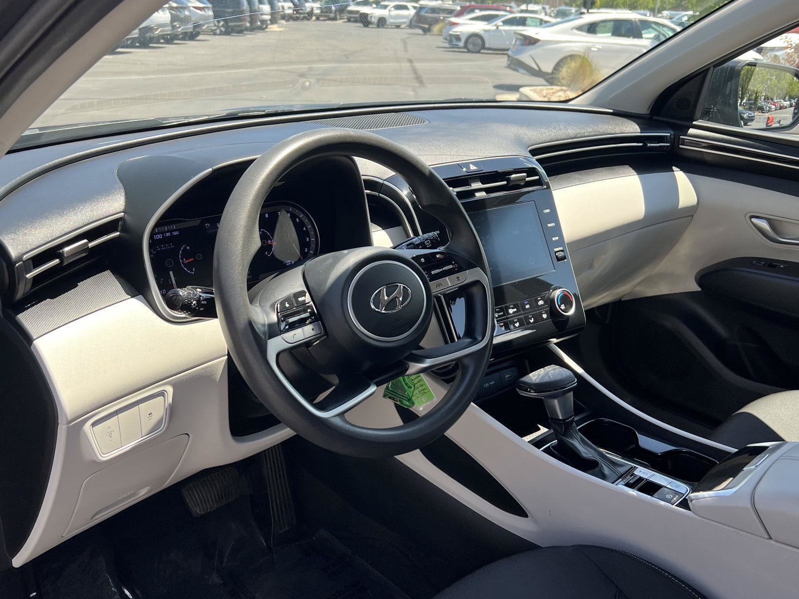 Used 2023 Hyundai Tucson SE AWD/4WD image 28