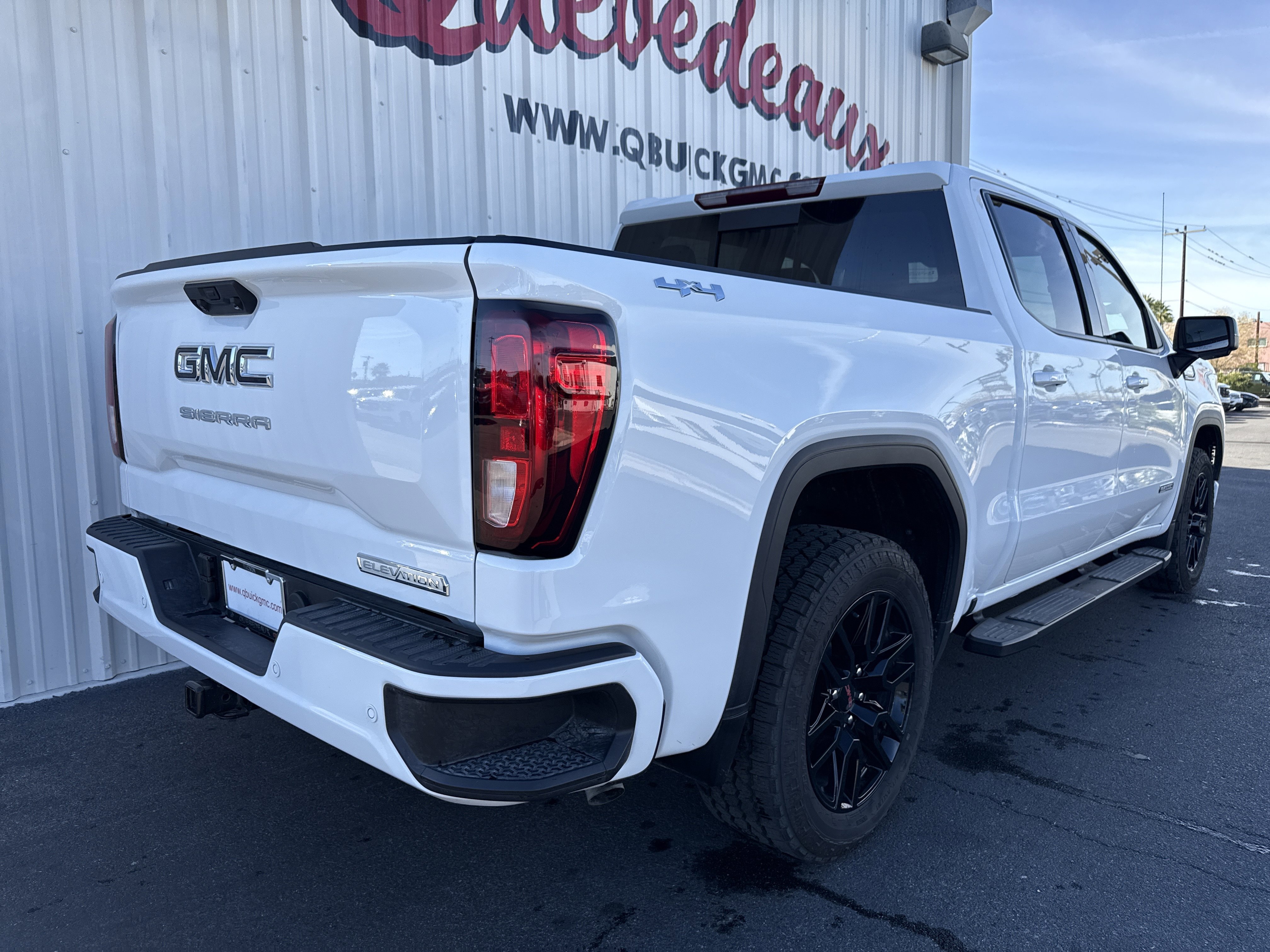 Used 2025 GMC Sierra 1500 Elevation w/ Elevation Premium Package image 31