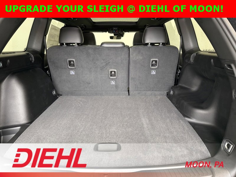 New 2025 Jeep Grand Cherokee Limited w/ Trailer Tow Package image 9