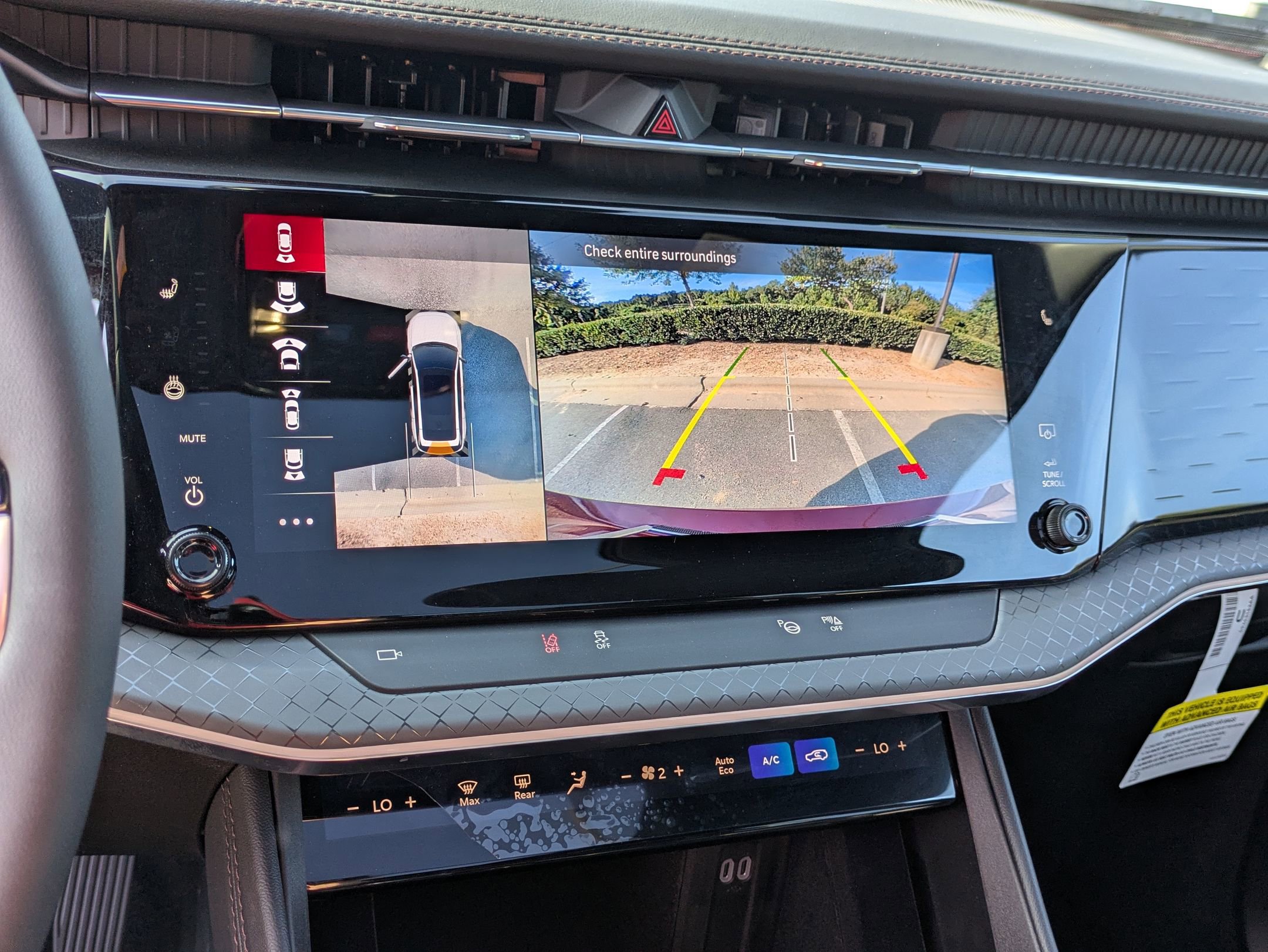 Used 2025 Jeep Wagoneer Limited image 23