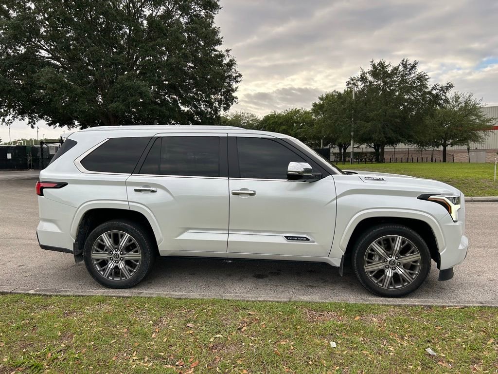 Used 2024 Toyota Sequoia Capstone image 6