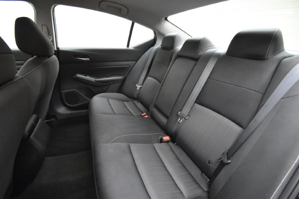 Used 2022 Nissan Altima 2.5 S FWD image 17