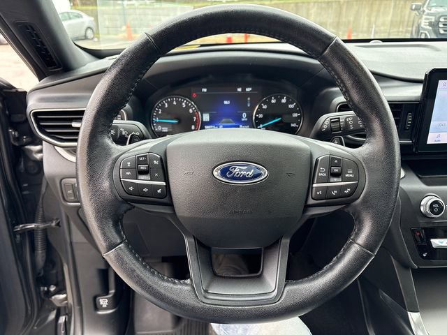 Used 2020 Ford Explorer XLT w/ Equipment Group 202A image 29
