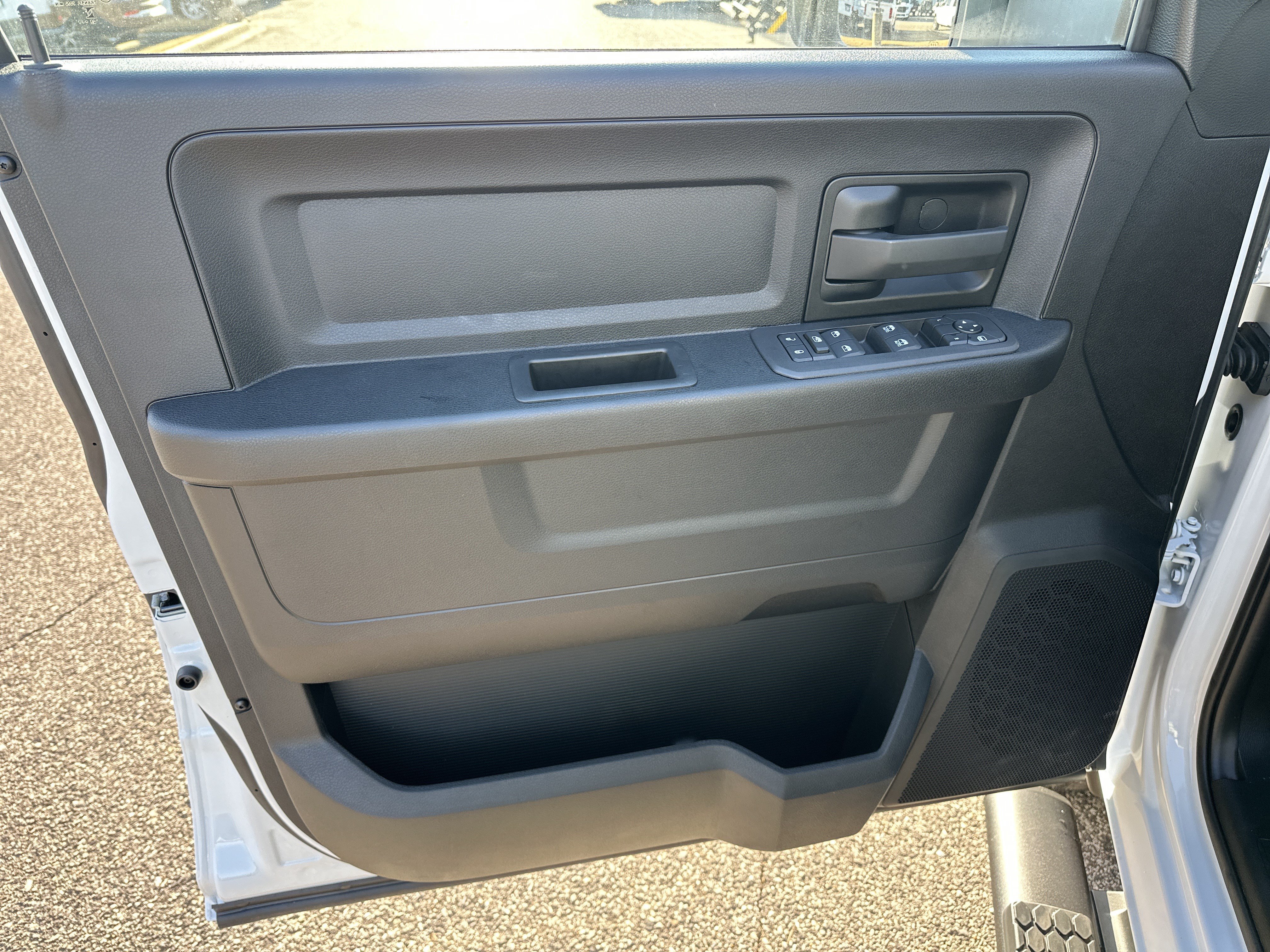 New 2026 RAM 2500 Tradesman AWD/4WD image 10