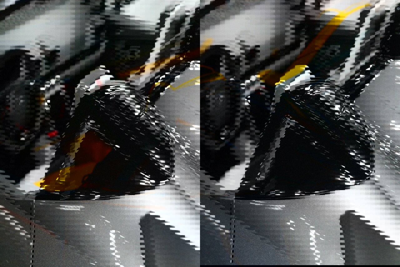 Used 2023 Lamborghini Huracan EVO image 14