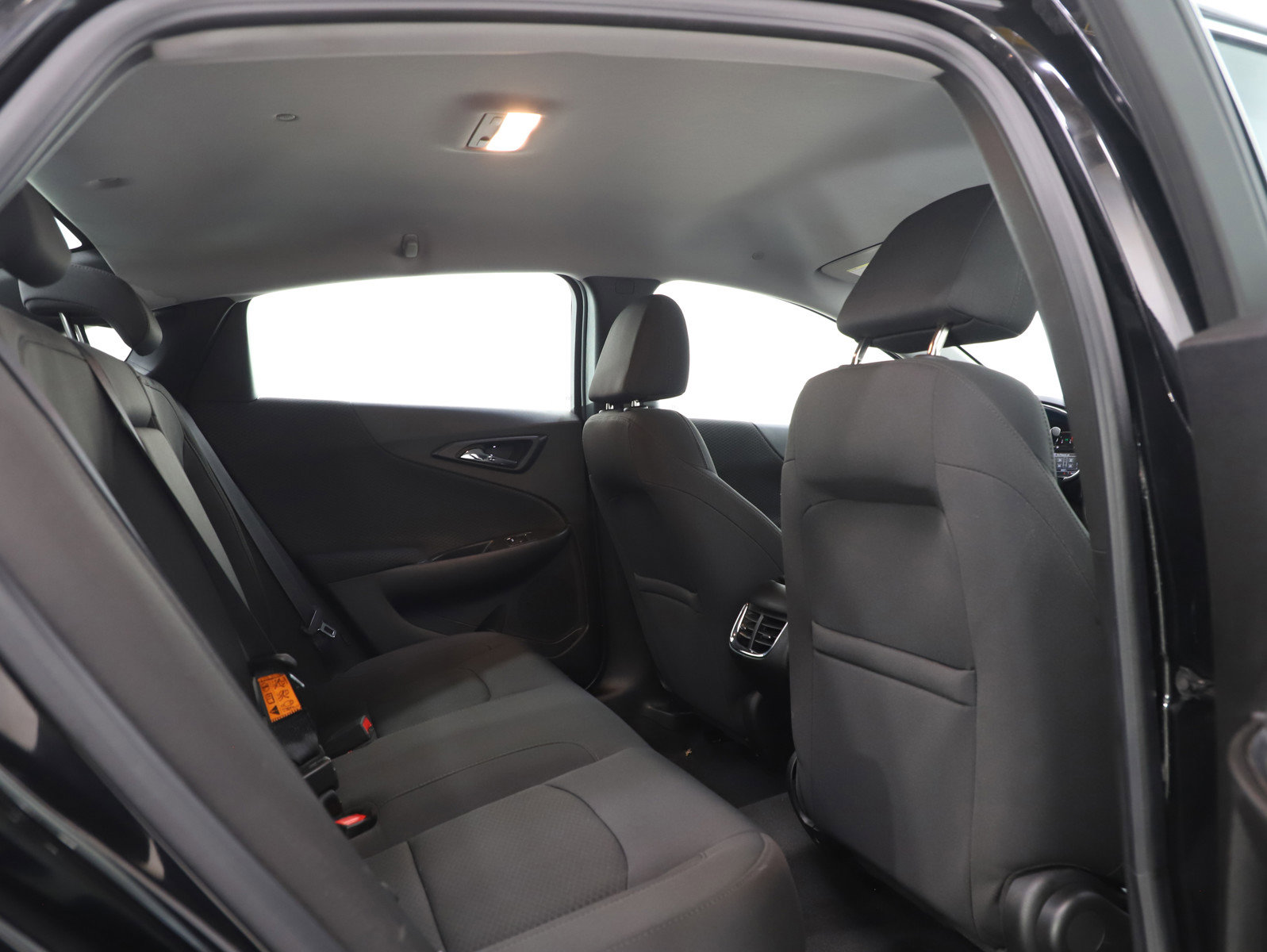 Used 2016 Chevrolet Malibu LT w/ Driver Confidence Package image 12