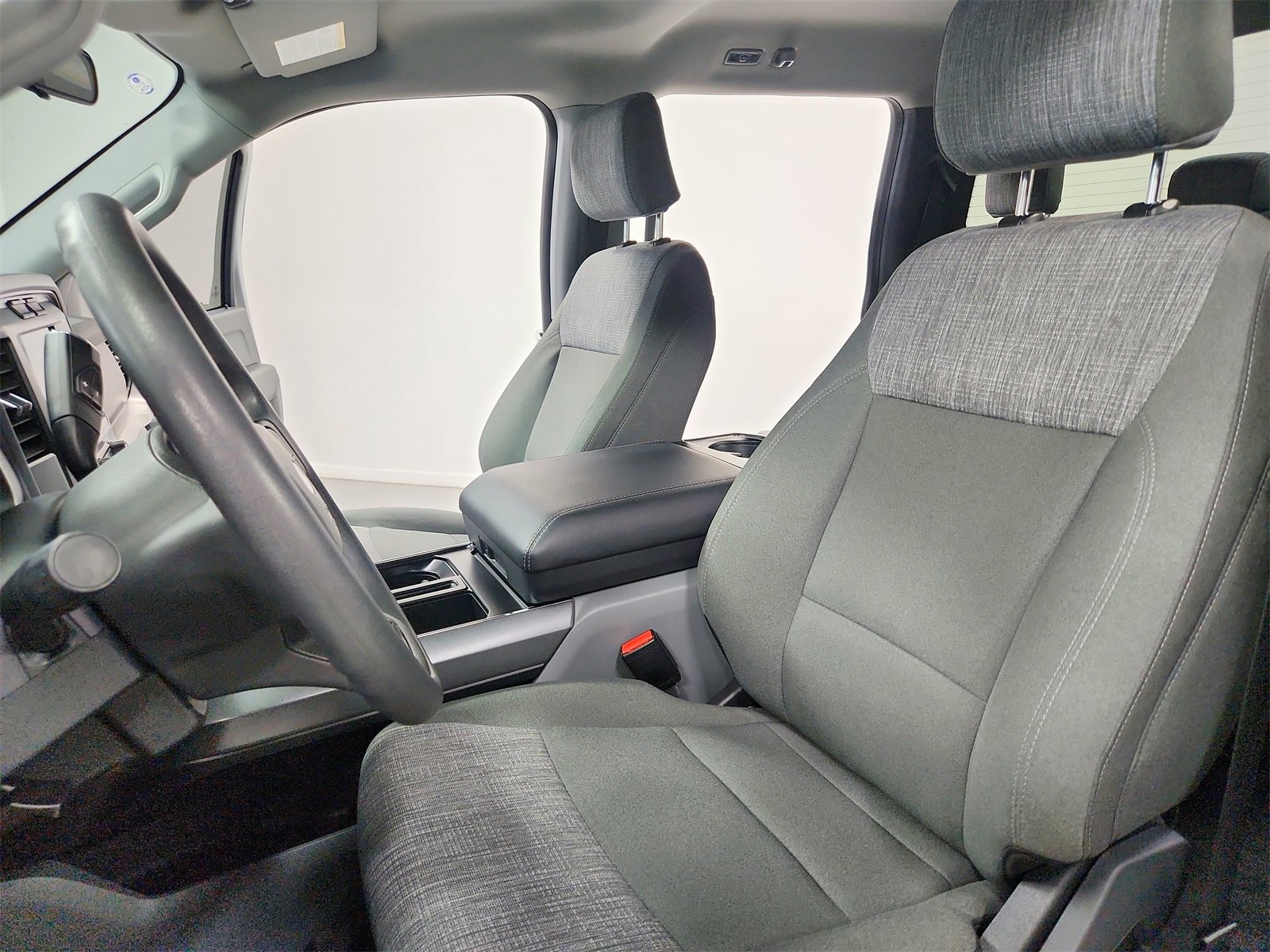 Used 2023 Ford F150 XLT w/ XTR Package image 19