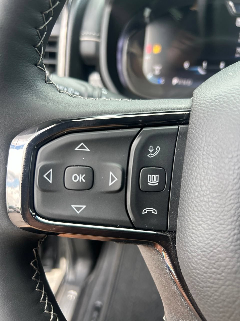 Used 2025 RAM 2500 Limited RWD image 24