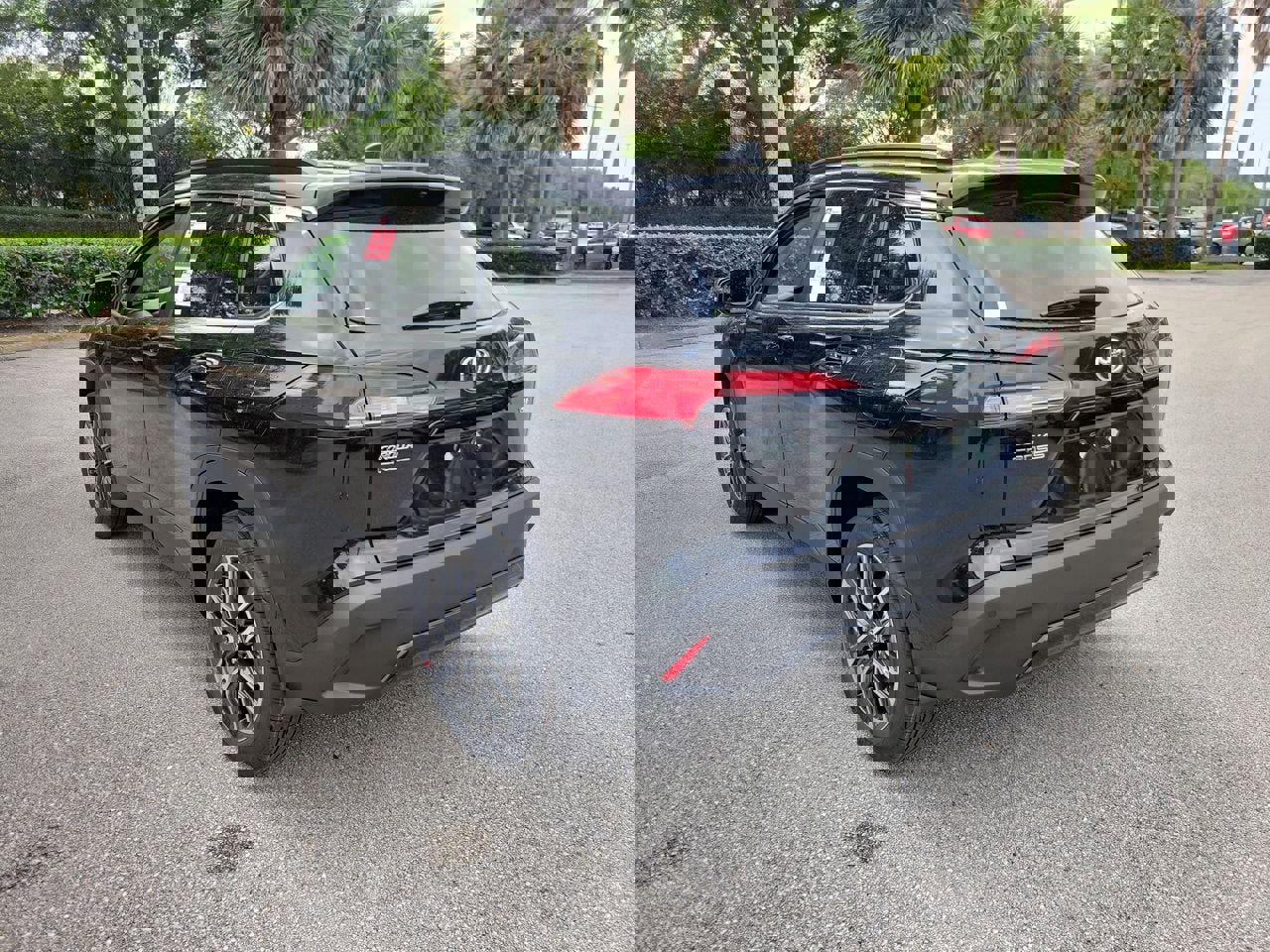 New 2026 Toyota Corolla Cross XLE image 4