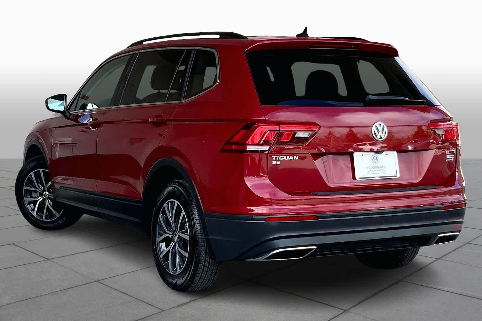 Used 2019 Volkswagen Tiguan SE w/ Panoramic Sunroof Package AWD/4WD image 12