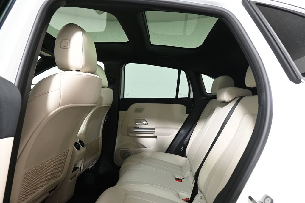 Used 2026 Mercedes-Benz GLA 250 4MATIC image 27