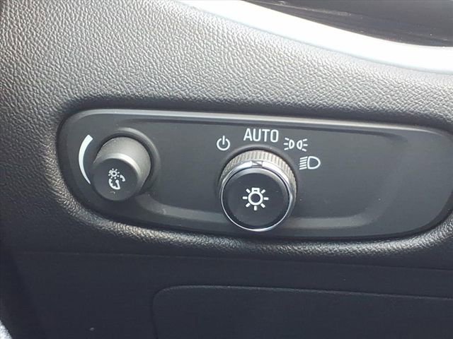 Used 2024 Chevrolet Malibu LT FWD image 21