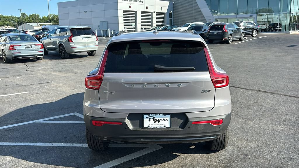 New 2026 Volvo XC40 B5 Plus w/ Protection Package Premier AWD/4WD image 31