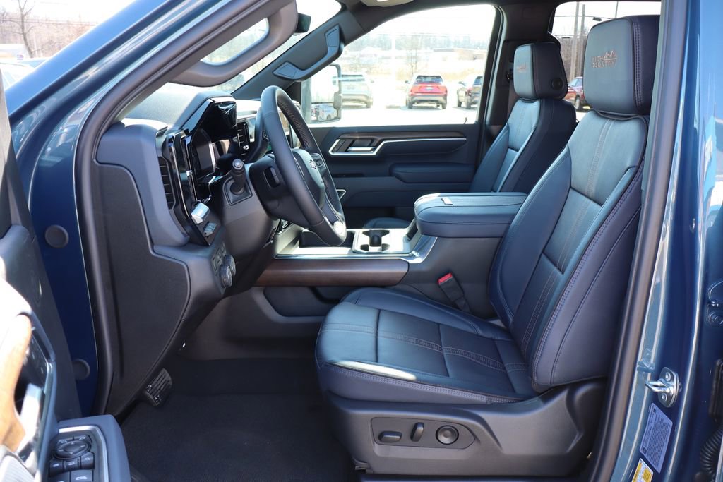 New 2026 Chevrolet Silverado 3500 High Country w/ Technology Package image 14