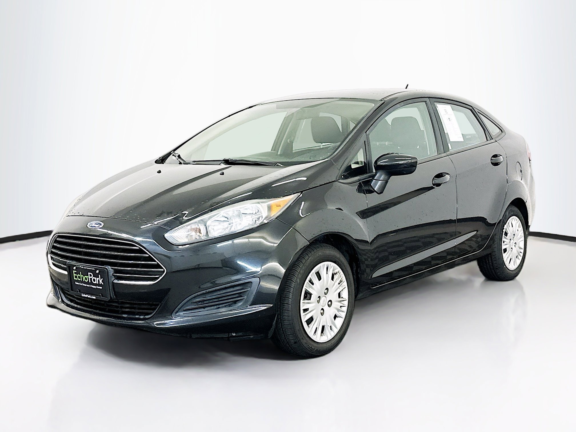 Used 2015 Ford Fiesta S image 3