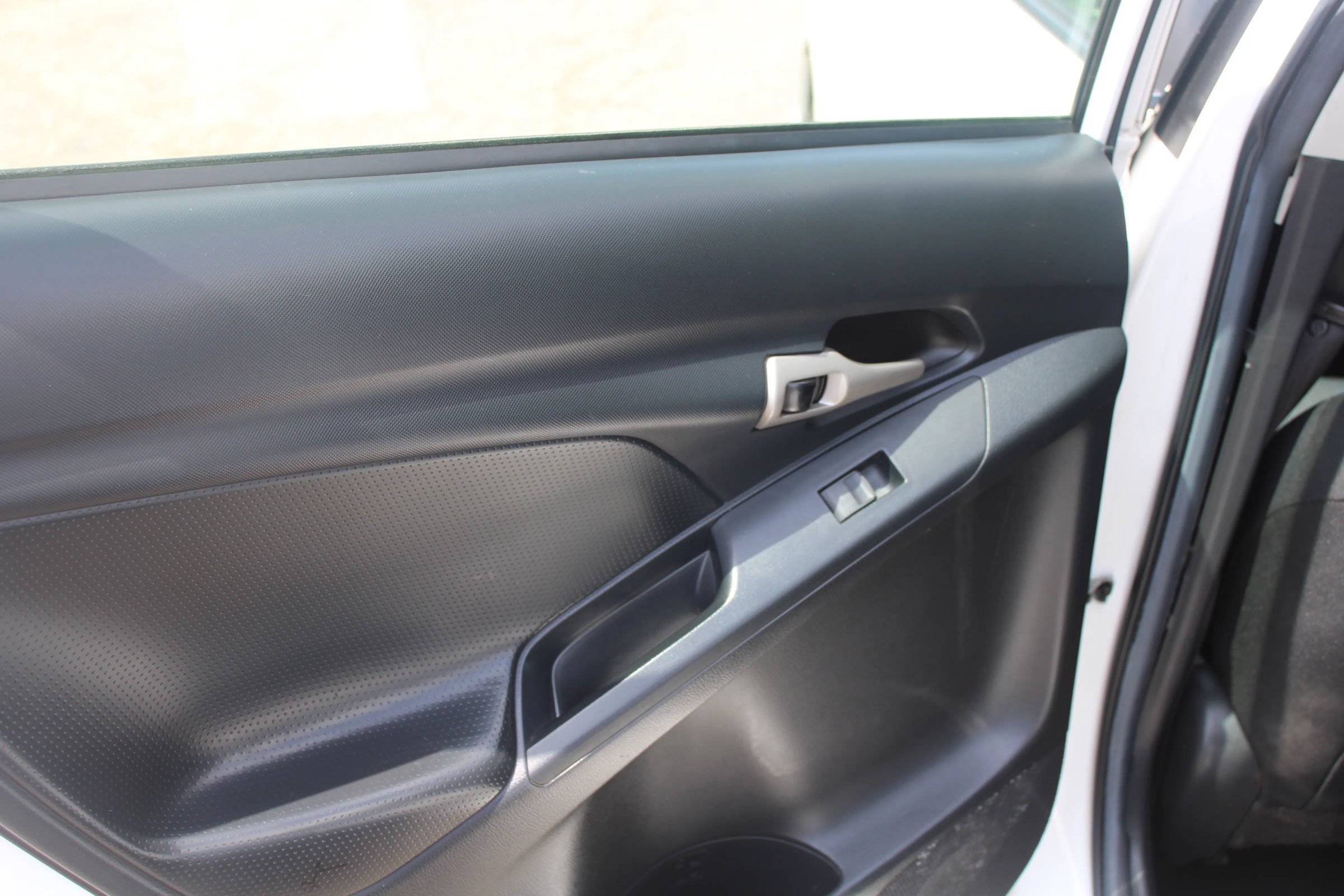 Used 2009 Toyota Matrix S w/ Preferred Accessory Pkg FWD image 20