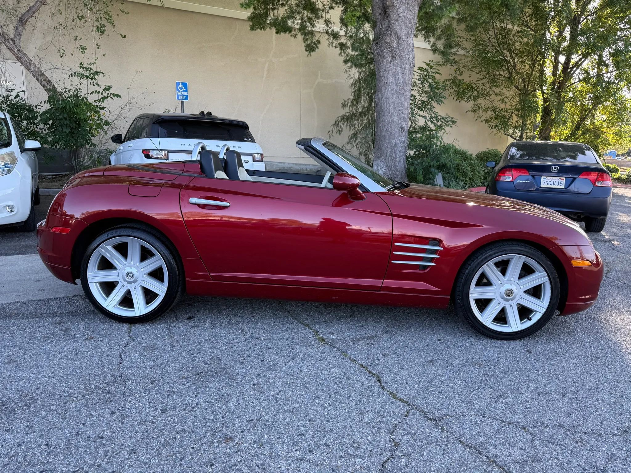 Used 2006 Chrysler Crossfire Limited RWD image 10