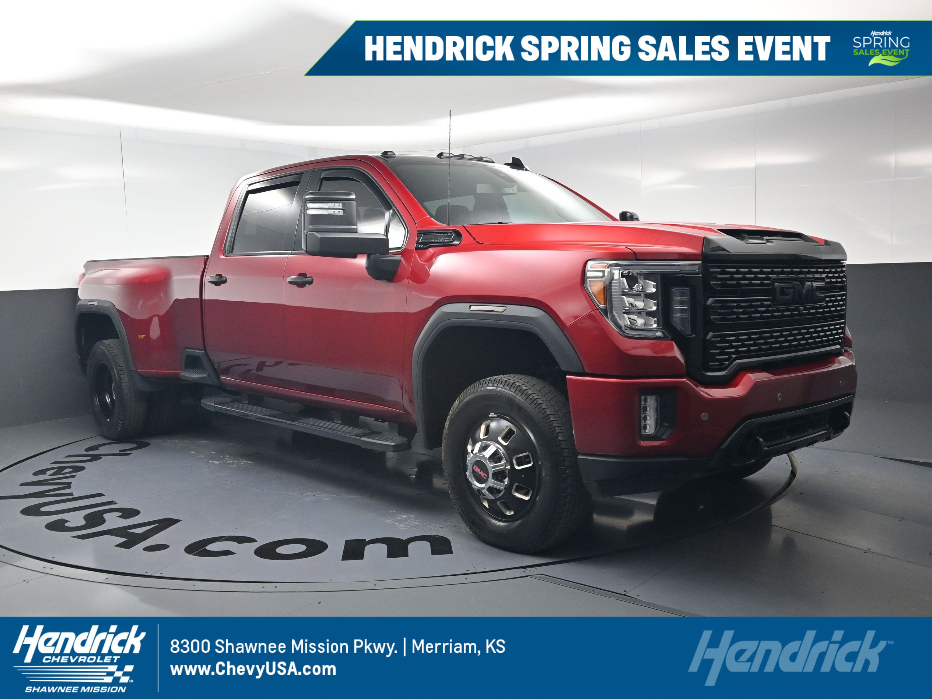 Used 2022 GMC Sierra 3500 Denali AWD/4WD image 1