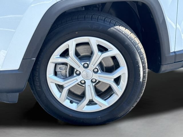 Used 2024 Jeep Compass Latitude AWD/4WD image 48