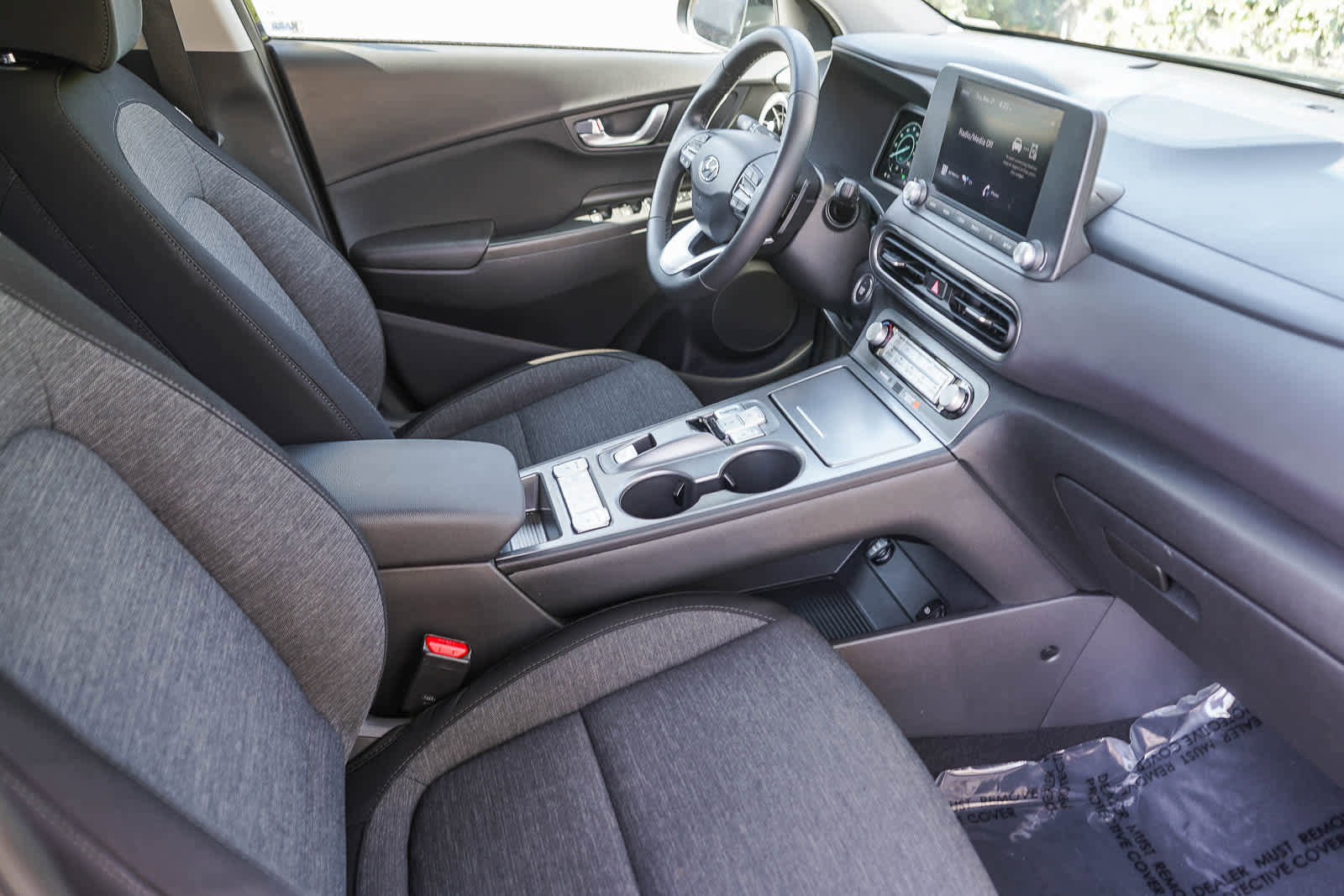 Used 2022 Hyundai Kona SEL w/ Convenience Package FWD image 17