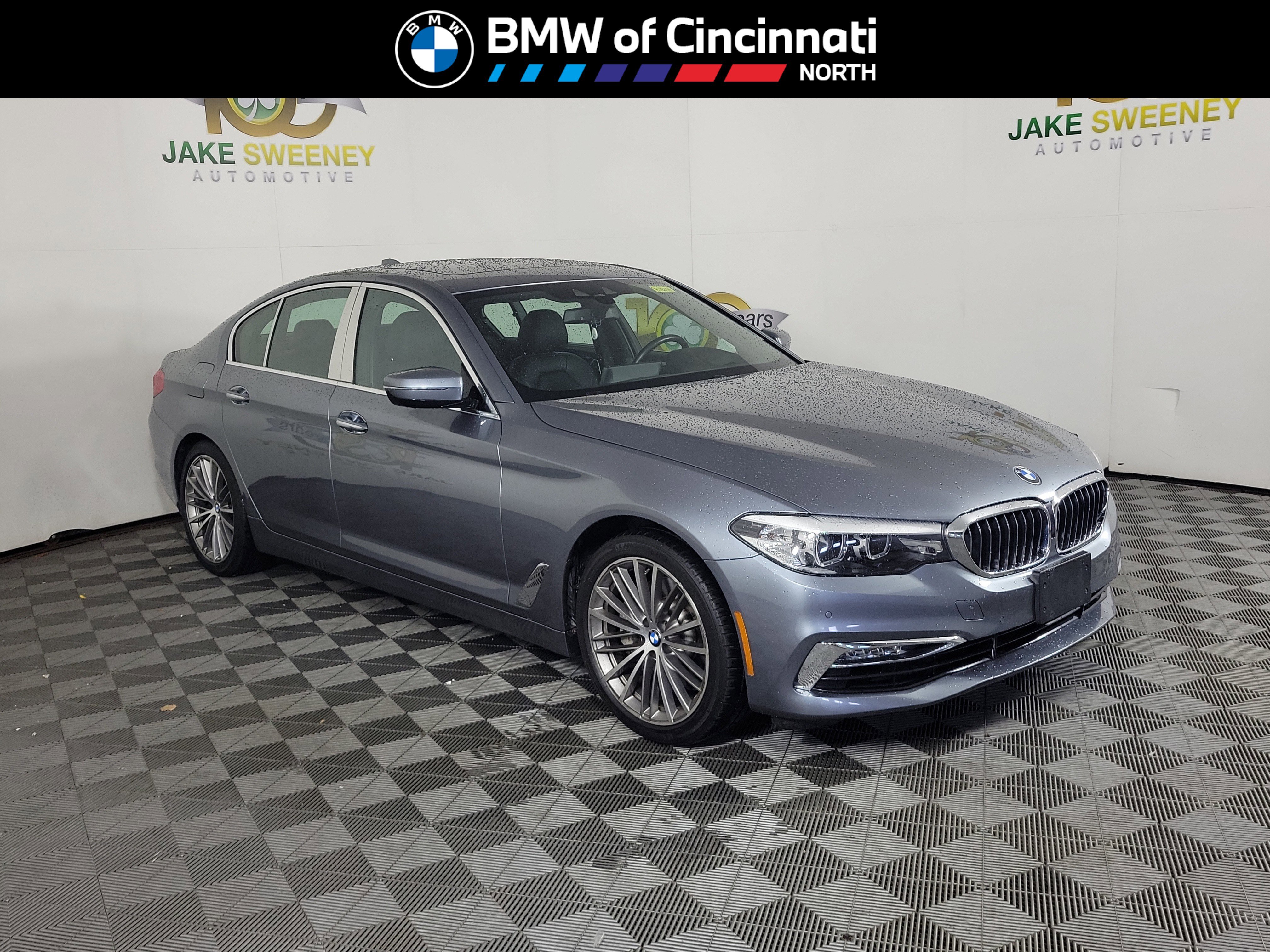 Used 2018 BMW 530i xDrive AWD/4WD image 1