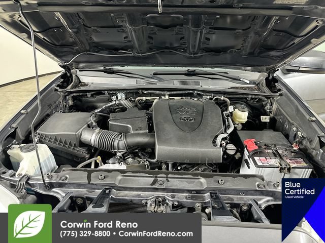 Used 2020 Toyota Tacoma SR AWD/4WD image 32