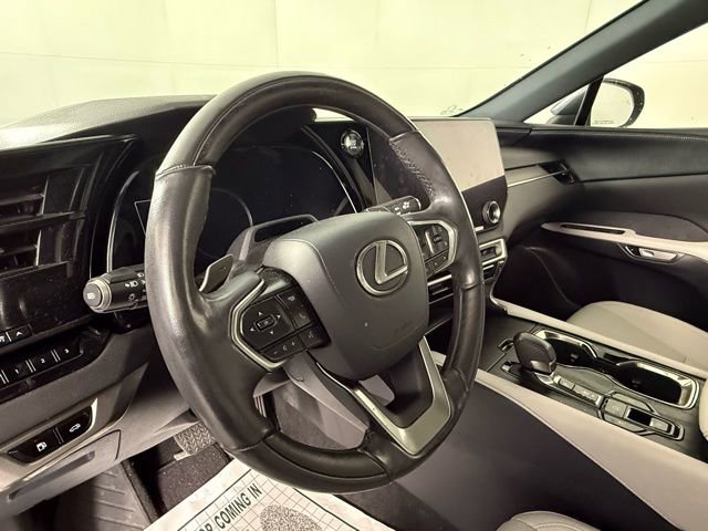 Used 2023 Lexus RX 350 Premium image 14