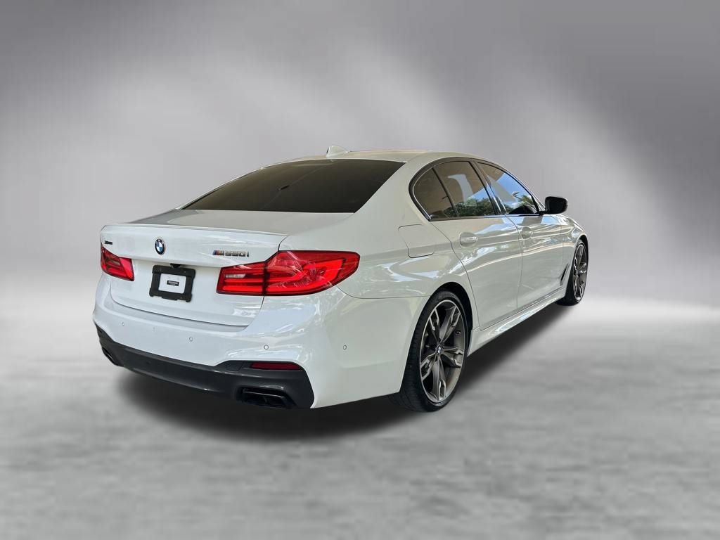 Used 2019 BMW M550i xDrive w/ Dynamic Handling Package AWD/4WD image 3