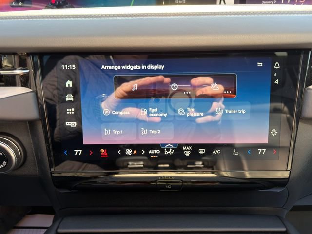 Used 2025 Lincoln Navigator Reserve w/ Jet Appearance Package image 36