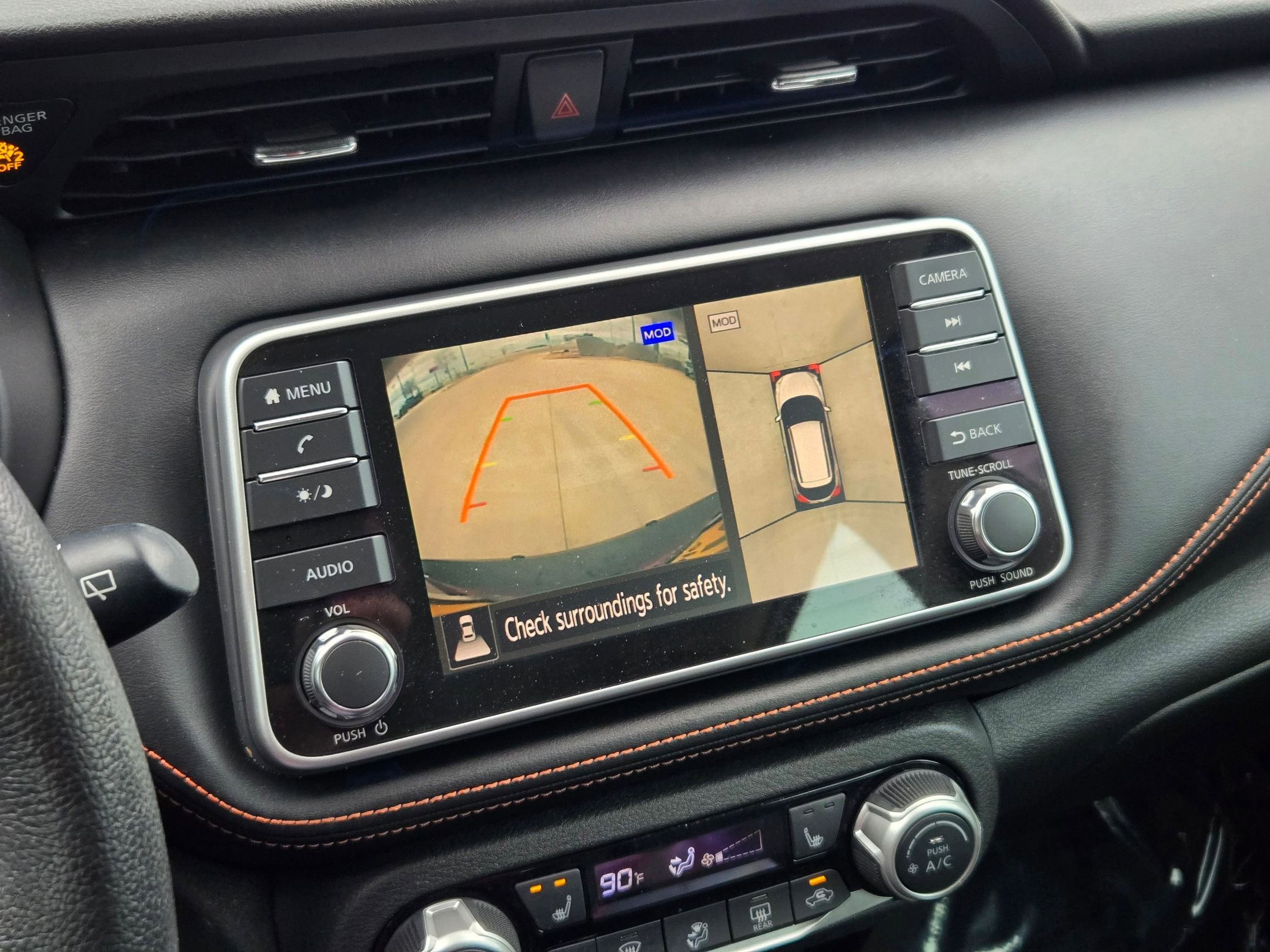 Used 2020 Nissan Kicks SR w/ SR Premium Package image 18