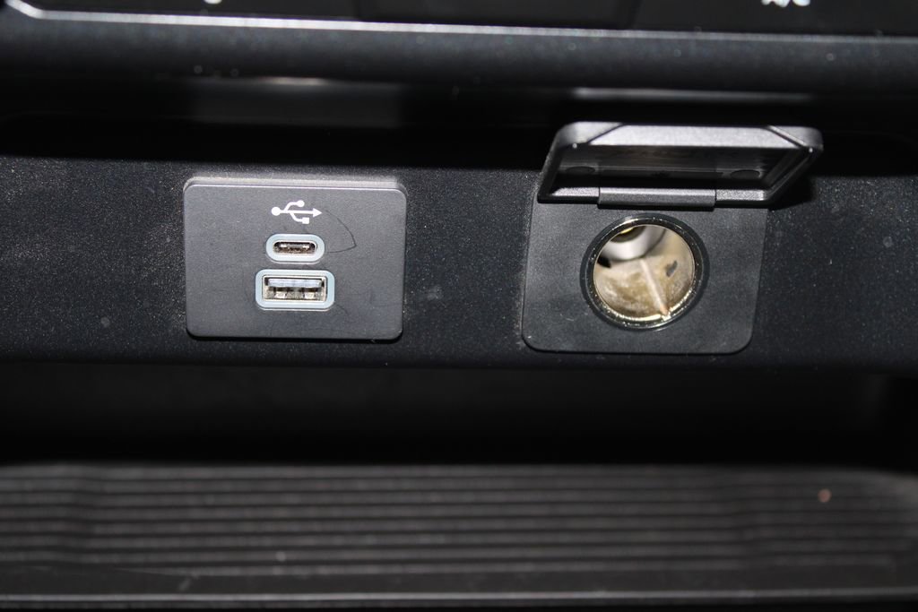 Used 2024 Ford F250 XLT image 47