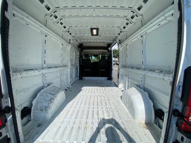 Used 2025 RAM ProMaster 2500 w/ Convenience Group FWD image 10