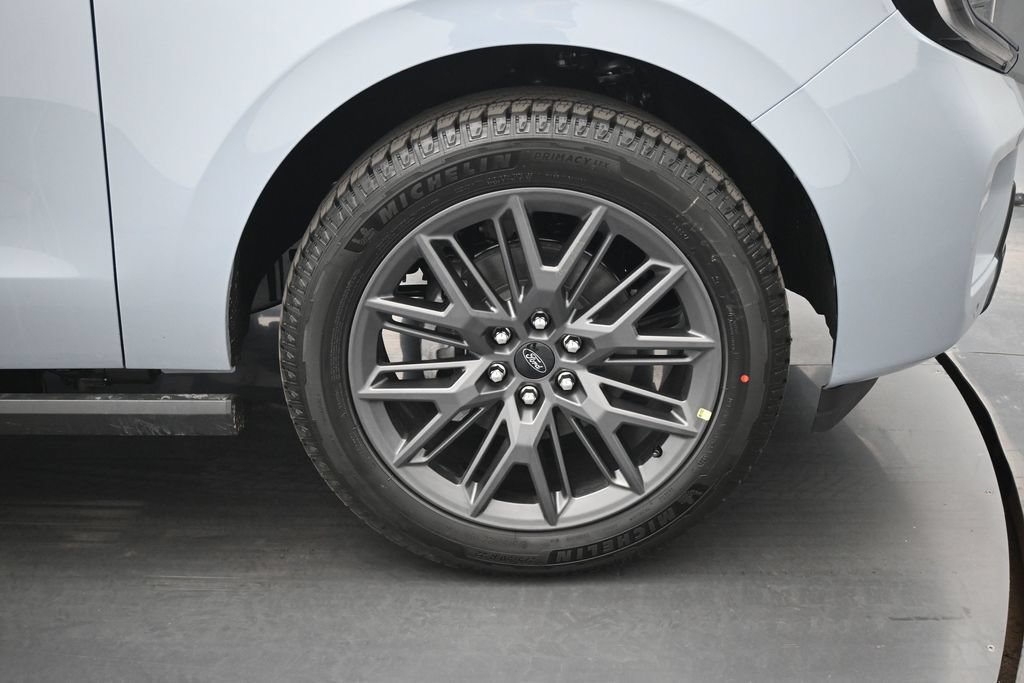 New 2027 Ford Expedition Platinum w/ Stealth Appearance Package AWD/4WD image 26