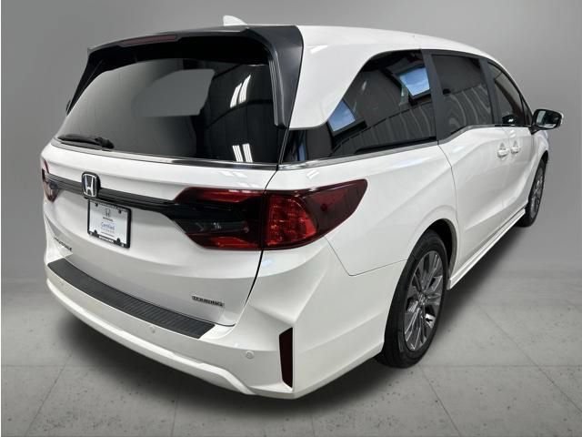 Certified 2026 Honda Odyssey Touring image 6