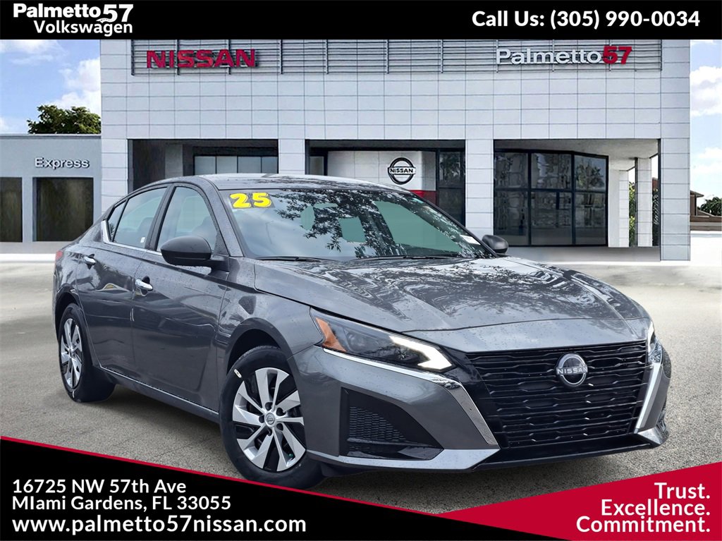 Used 2025 Nissan Altima 2.5 S video 1