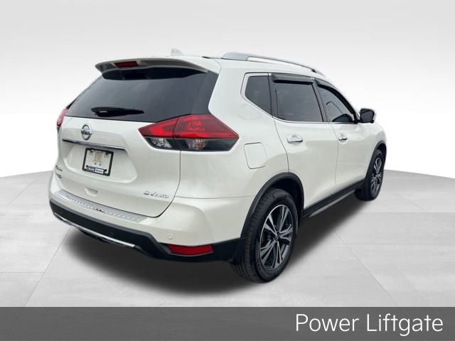 Used 2020 Nissan Rogue SV w/ Sun & Sound Touring Package image 7