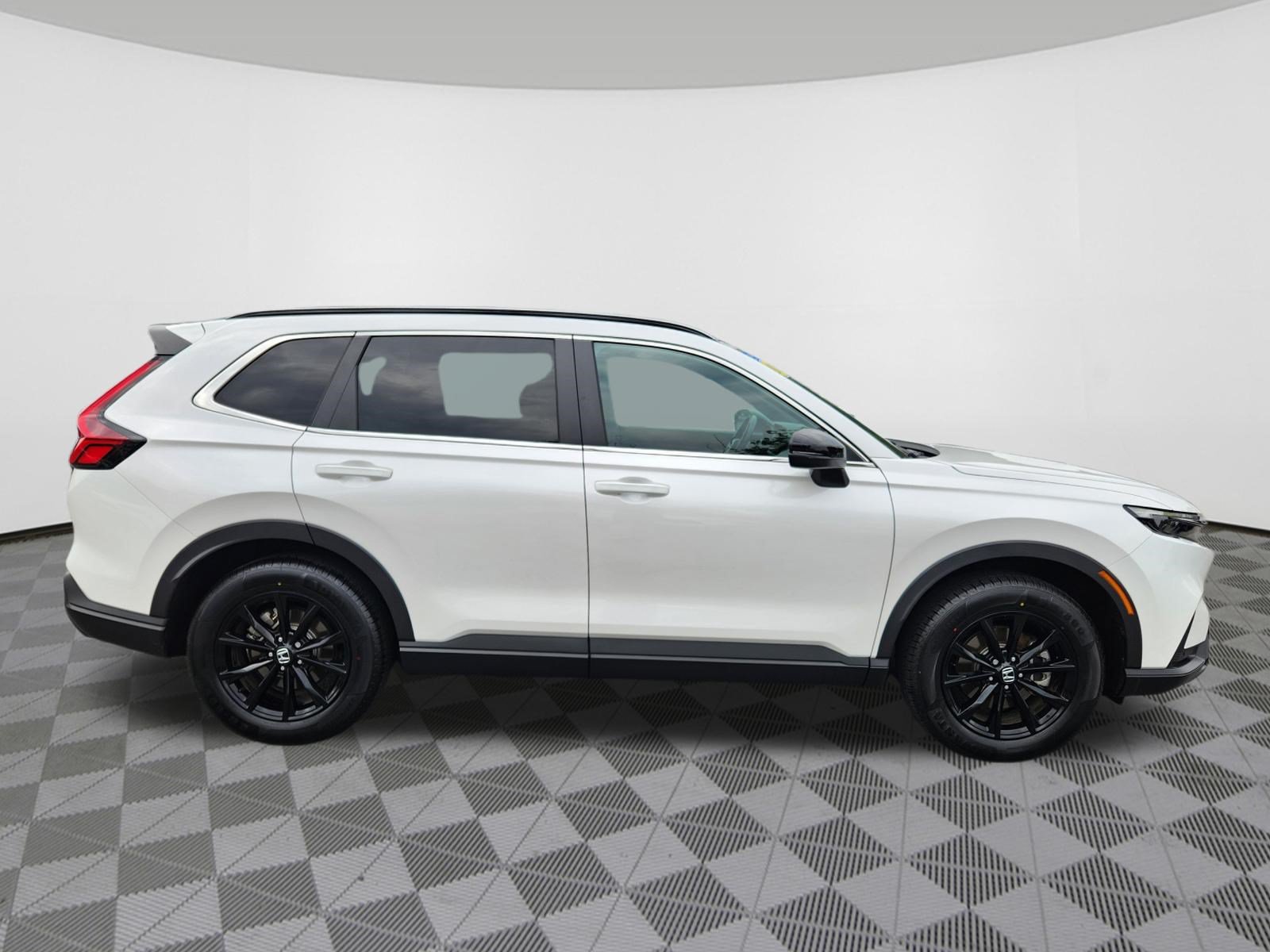 Certified 2024 Honda CR-V Sport-L image 6