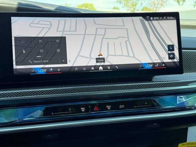 Used 2025 BMW i7 xDrive60 w/ Executive Package AWD/4WD image 28