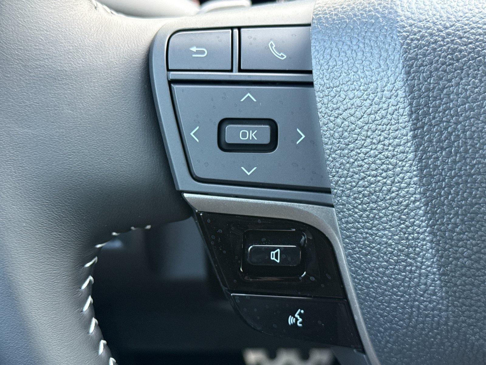New 2026 Toyota Camry SE w/ Convenience Package FWD image 54