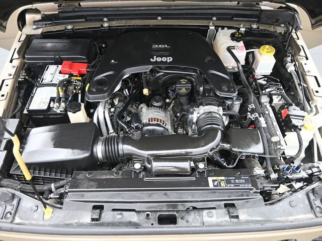Used 2020 Jeep Gladiator Overland w/ Popular Equipment Package image 22