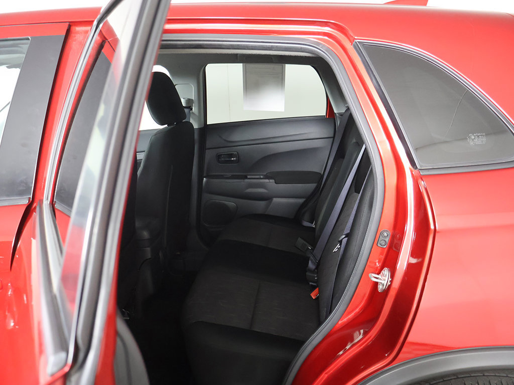 Used 2024 Mitsubishi Outlander Sport ES AWD/4WD image 26
