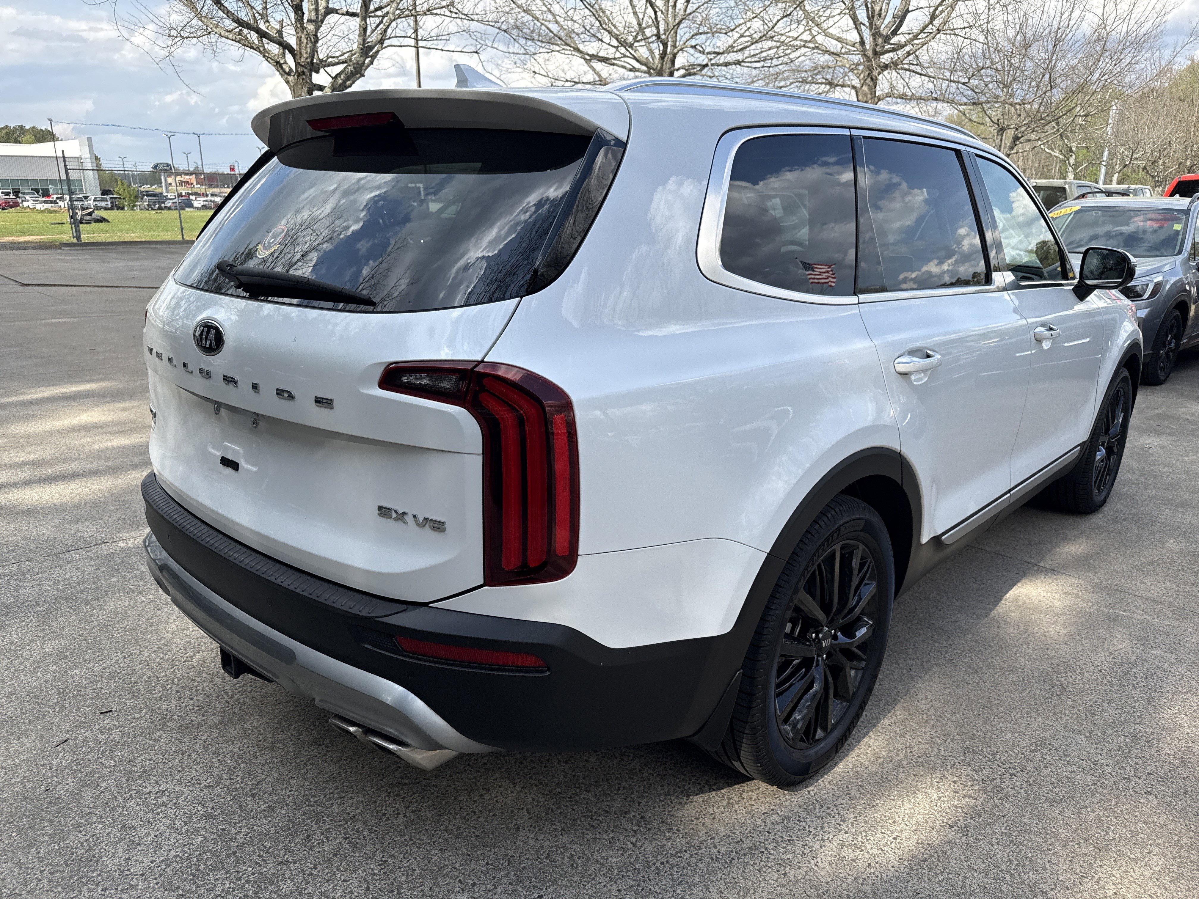 Used 2020 Kia Telluride SX w/ SX Prestige Package image 7